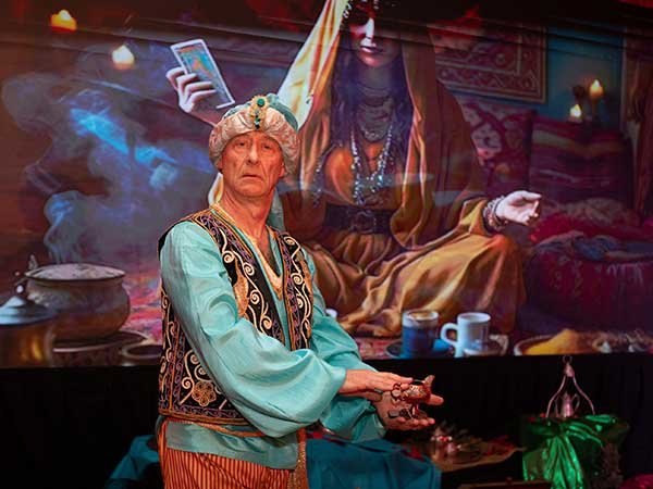 El genio (Por la caracterización)